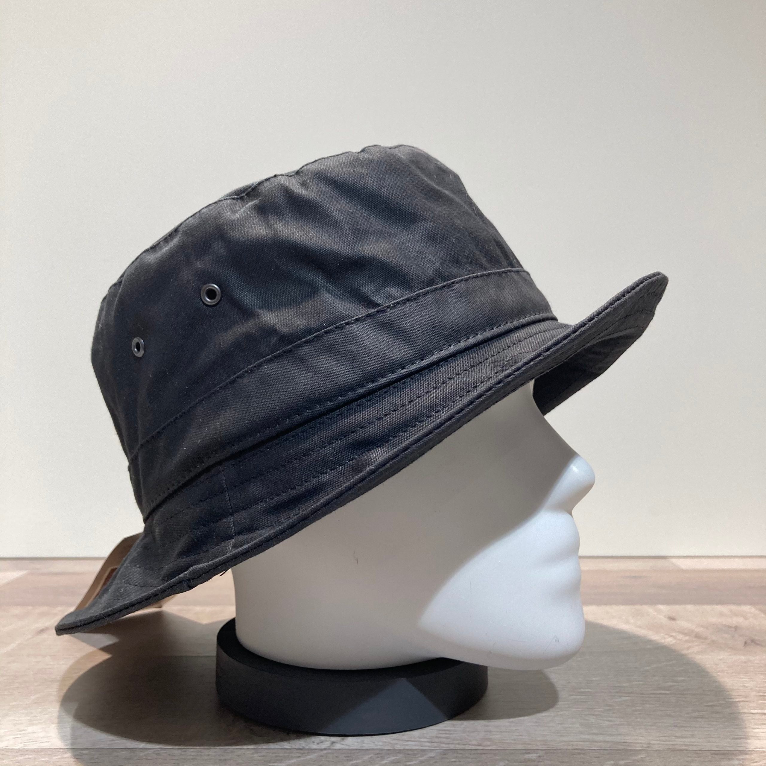 Bob coton huilé noir doublé coton