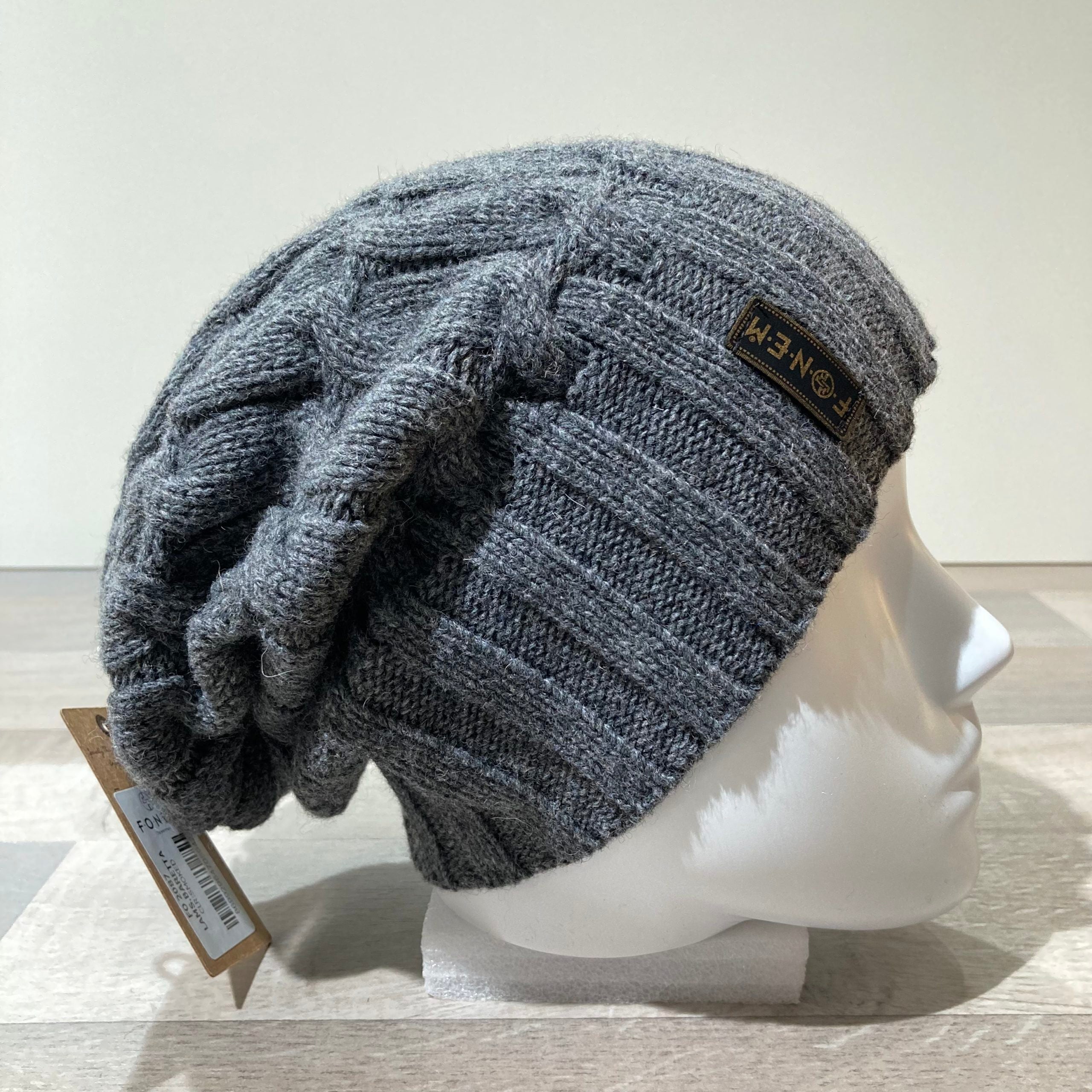 Bonnet gros volume gris