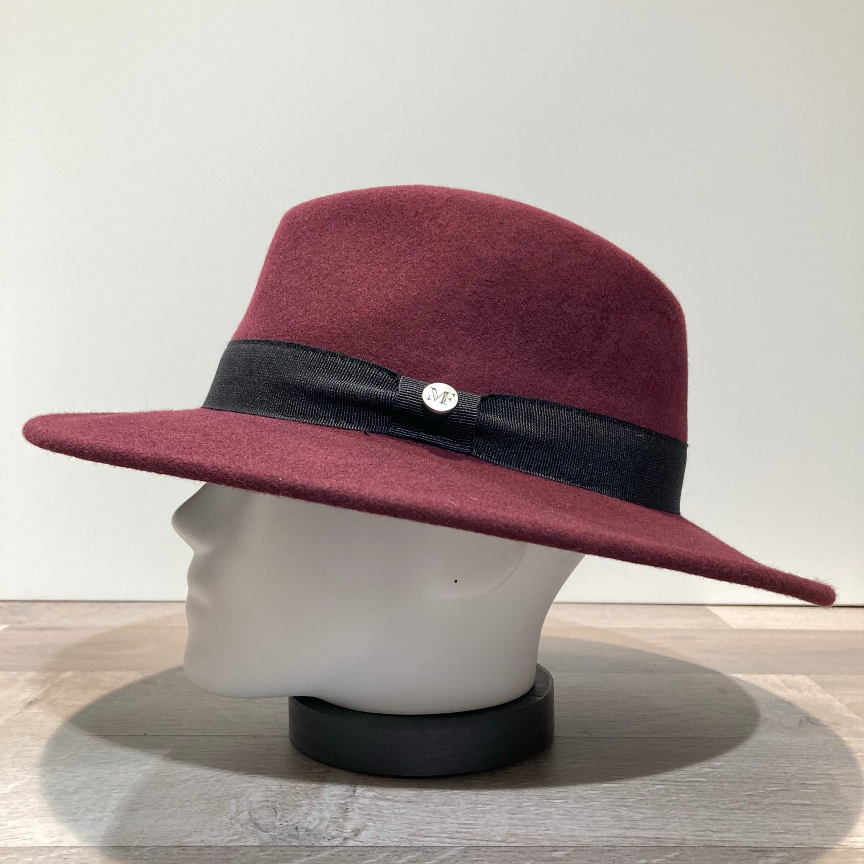 Chapeau feutre laine bordeaux