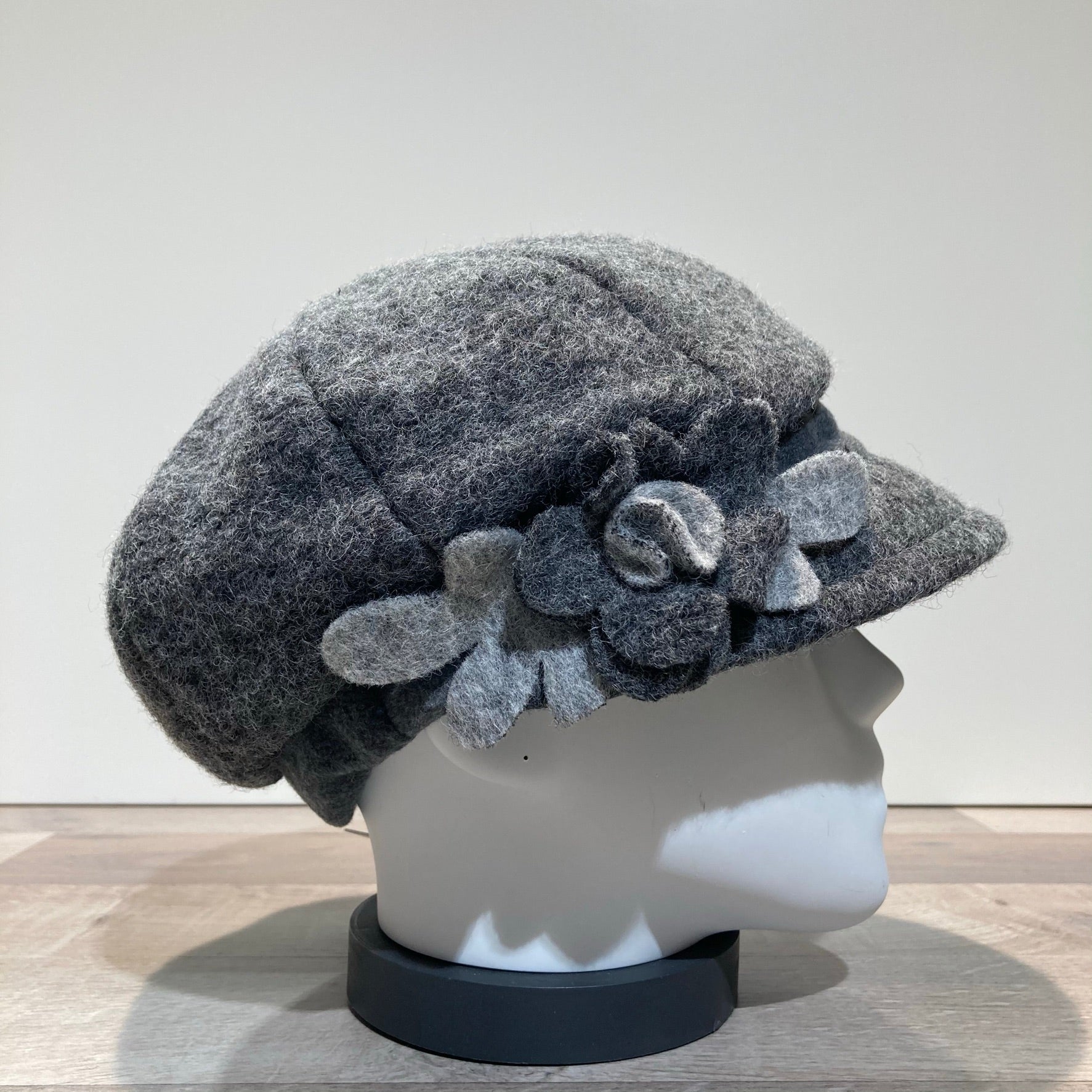 Casquette gavroche gris clair élastiquée doublure polaire