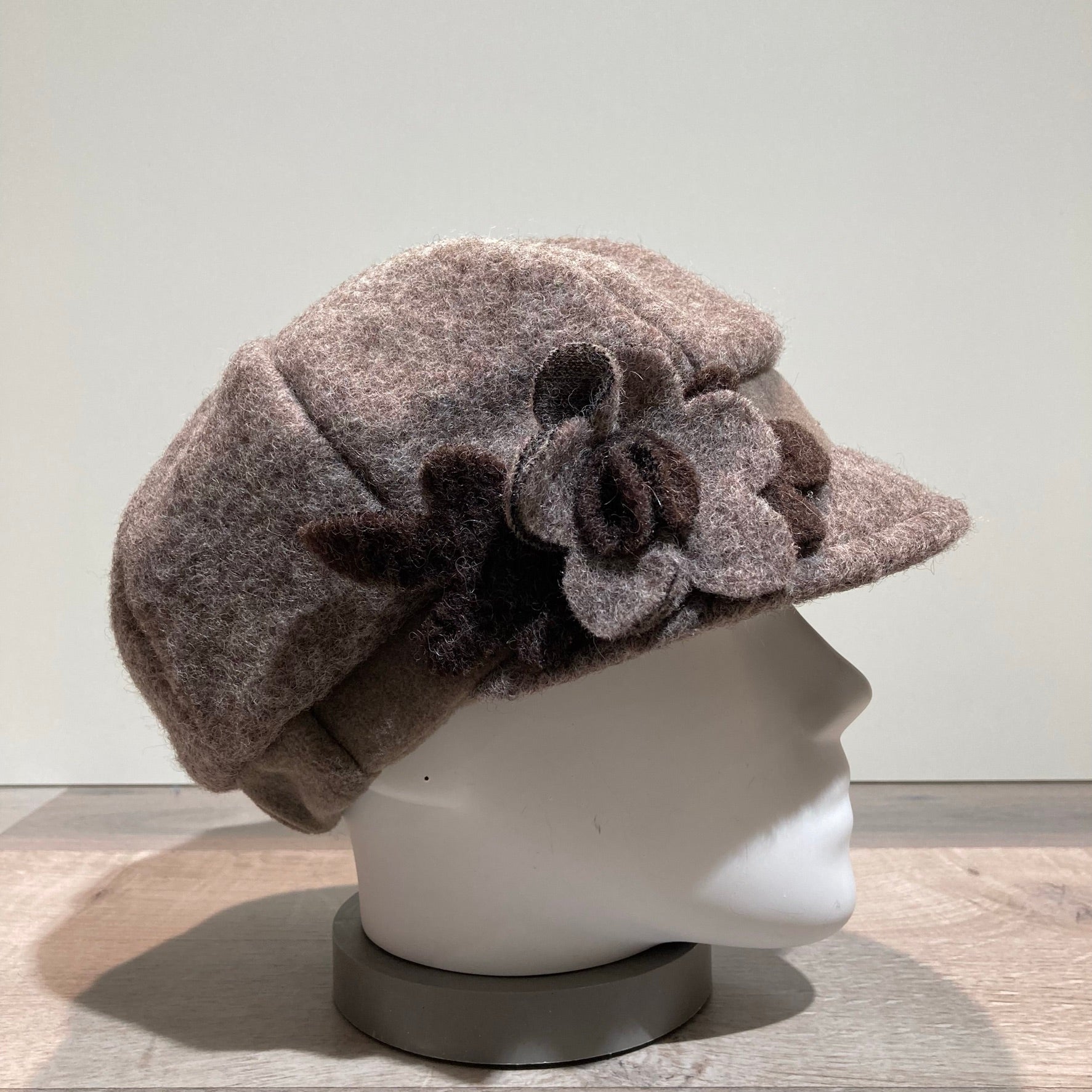 Casquette gavroche taupe élastiquée doublure polaire