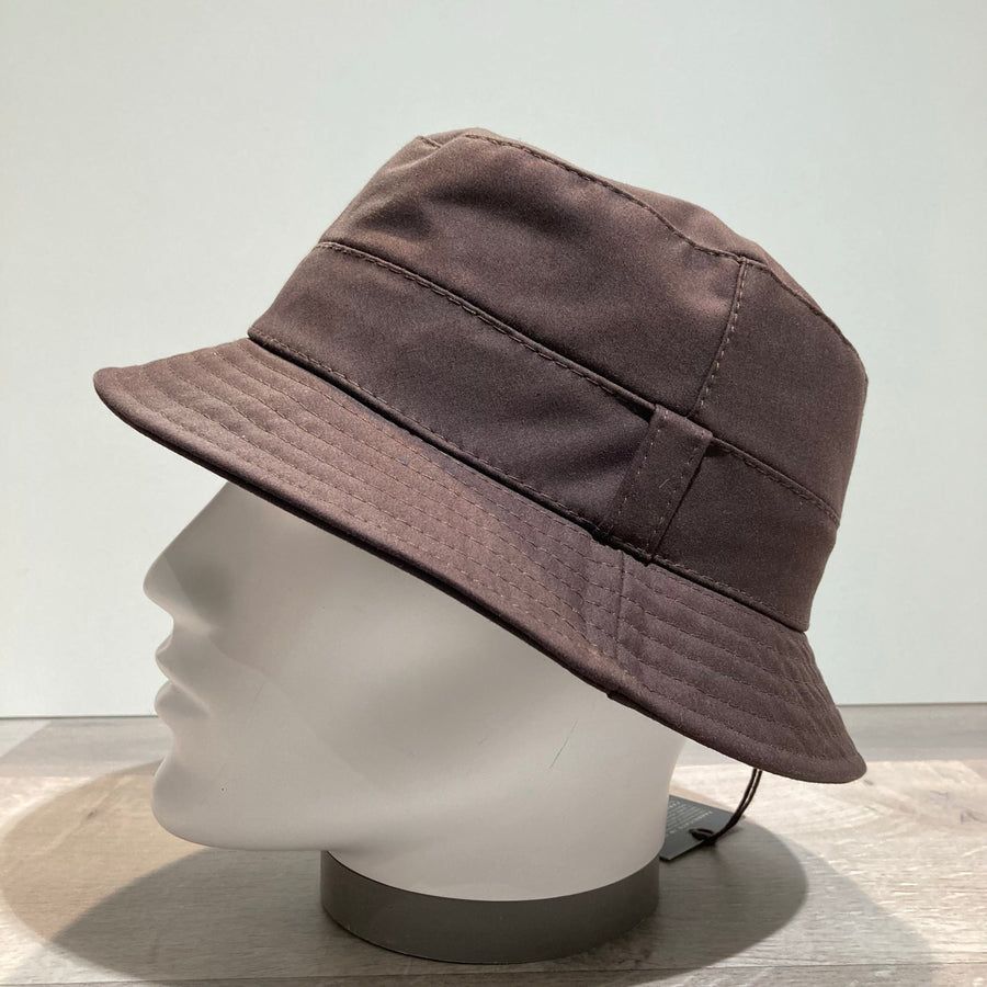 Bob de pluie marron foncé doublé