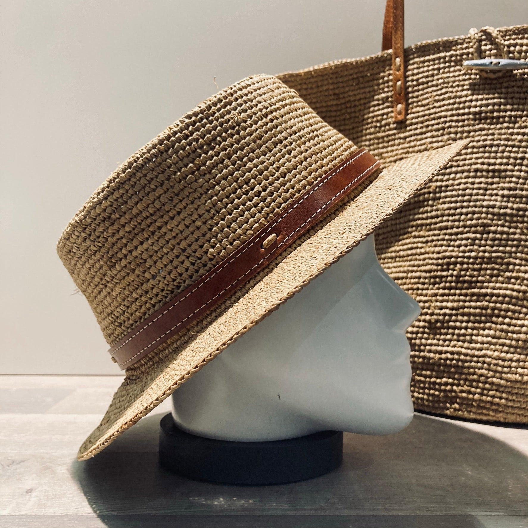 Chapeau canotier raphia Madagascar malléable ajustable
