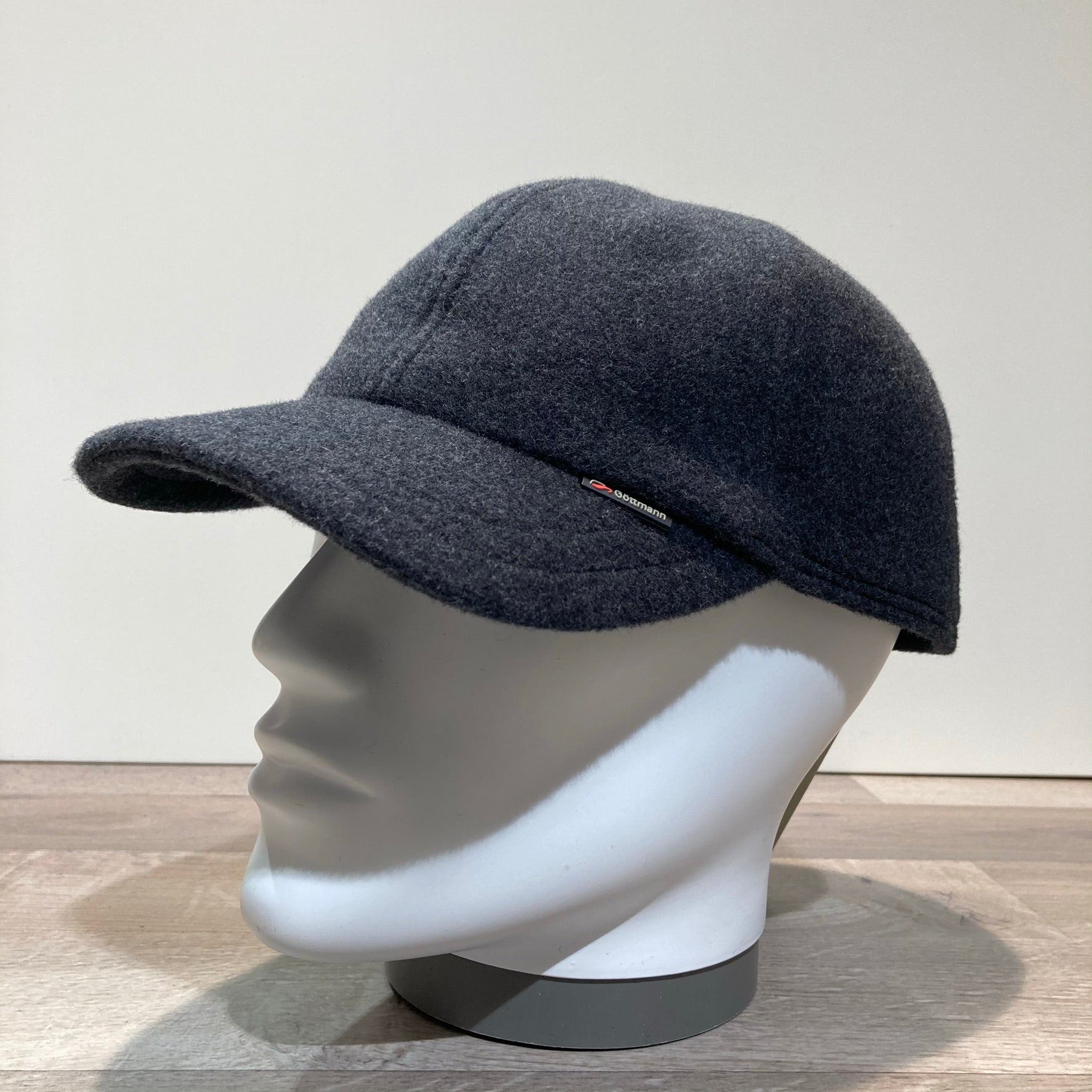 Casquette baseball laine gris anthracite avec cache-oreilles rabattables Göttmann