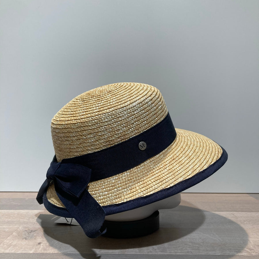 Casquette visière paille cousue avec ruban marine