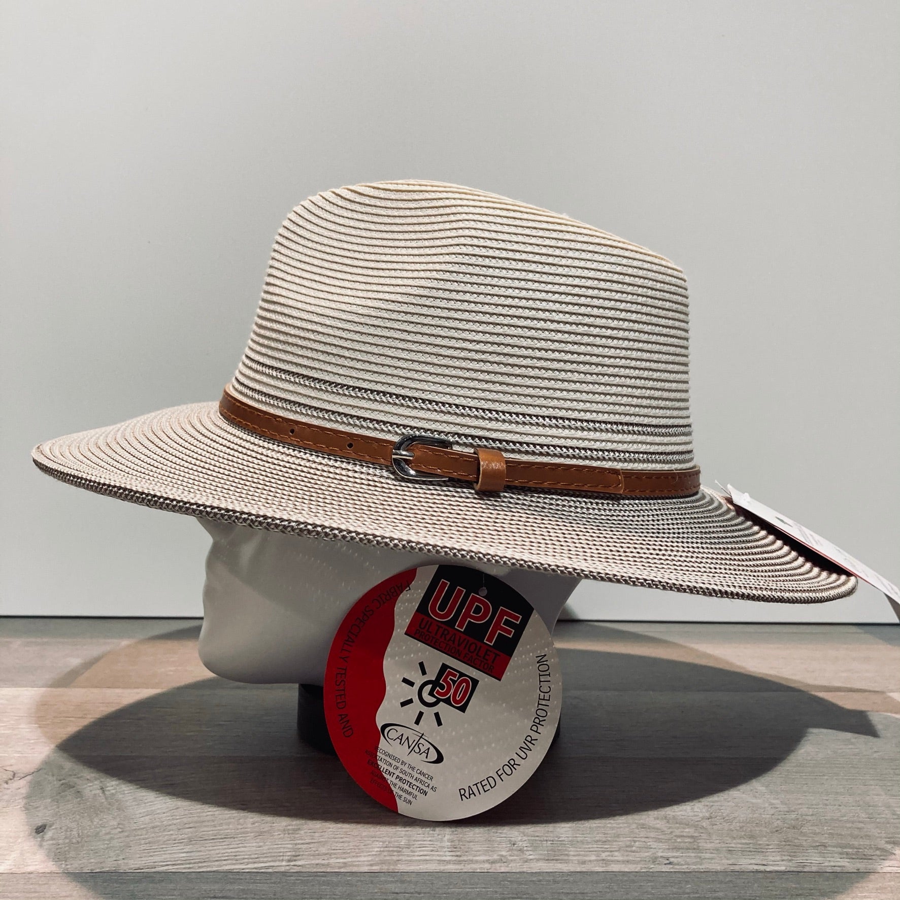 Chapeau Bella ivoire-stone anti UV ajustable malléable