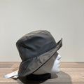 Chapeau bob de pluie gris doublé