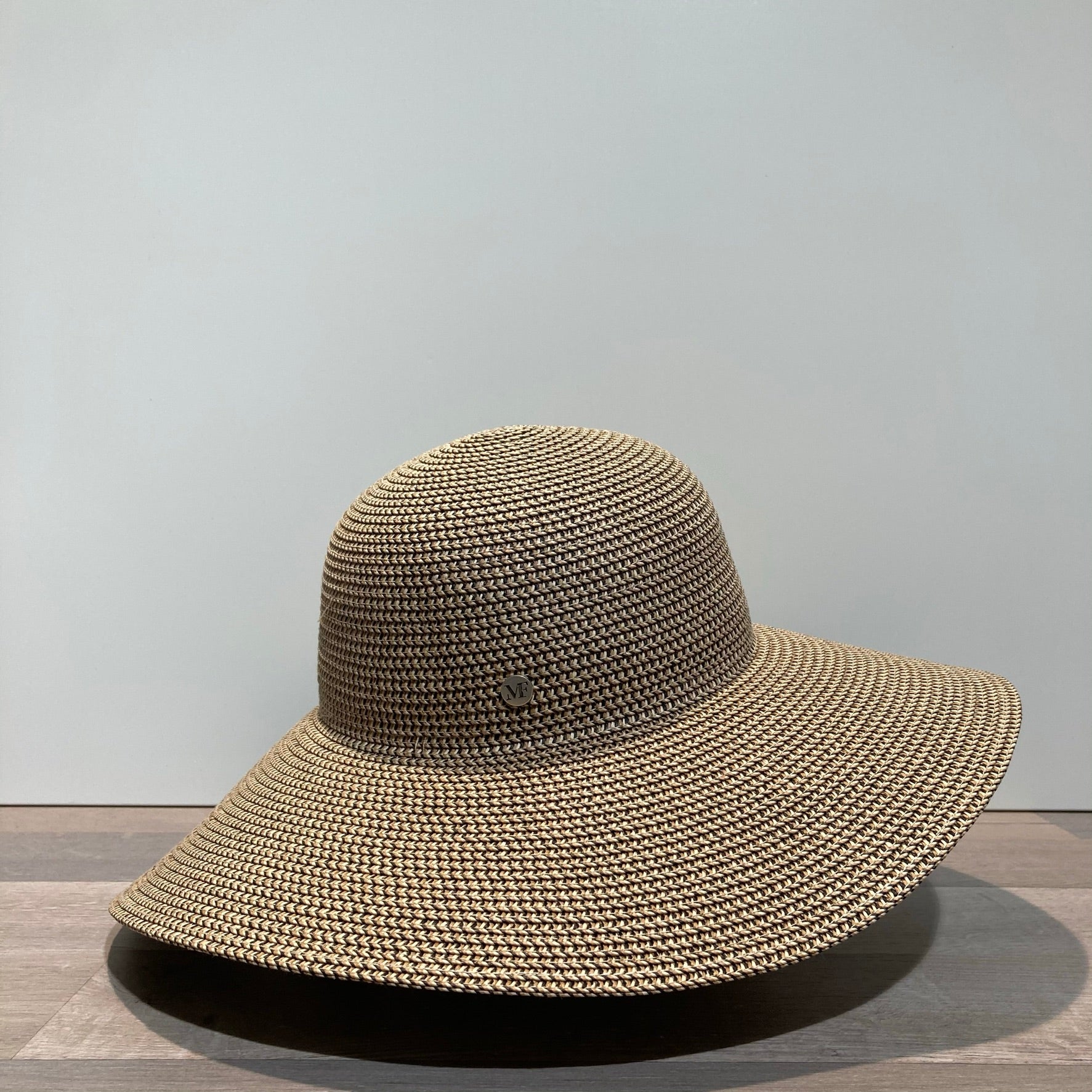 Capeline taupe