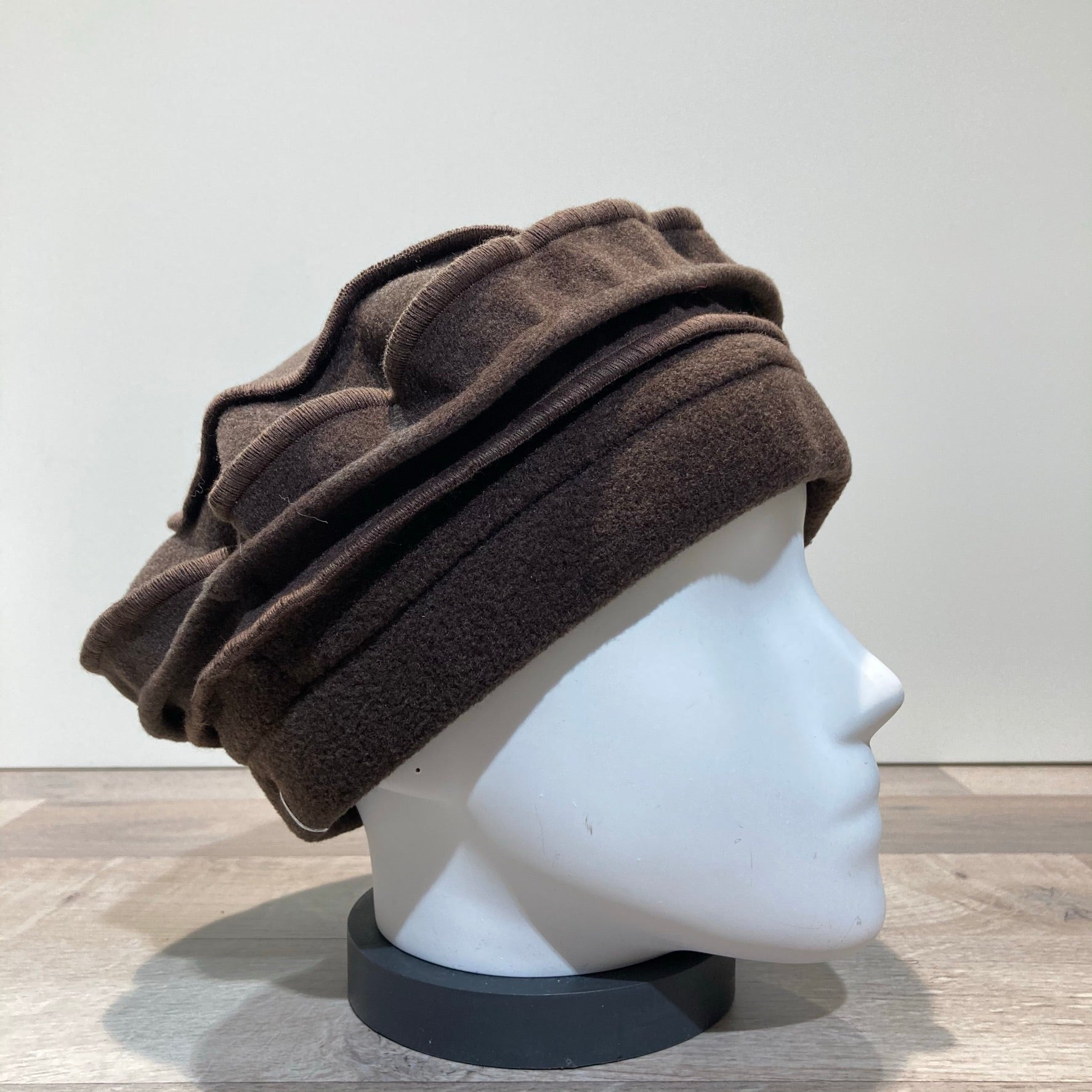 Béret polaire marron foncé