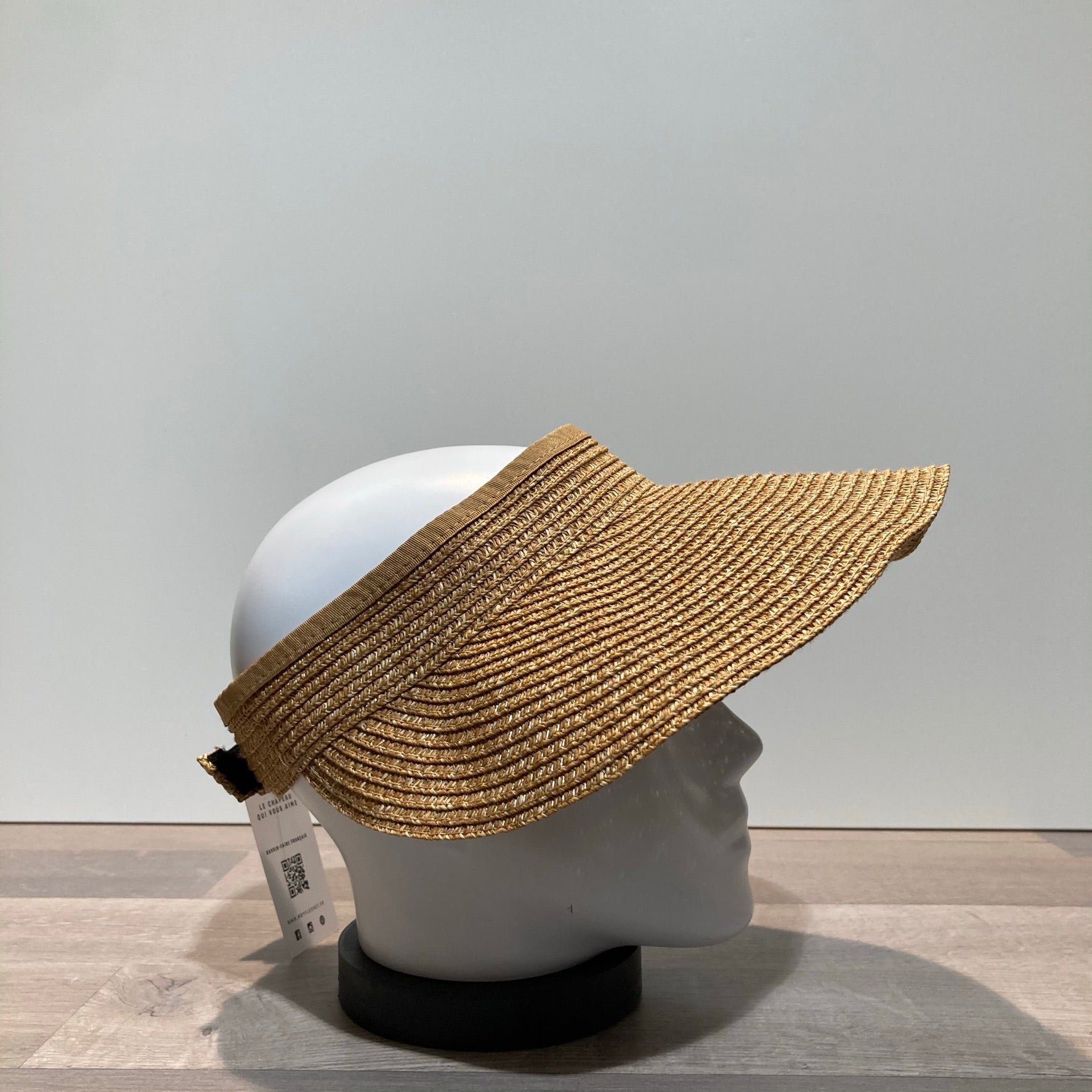Visière beige foncé ajustable