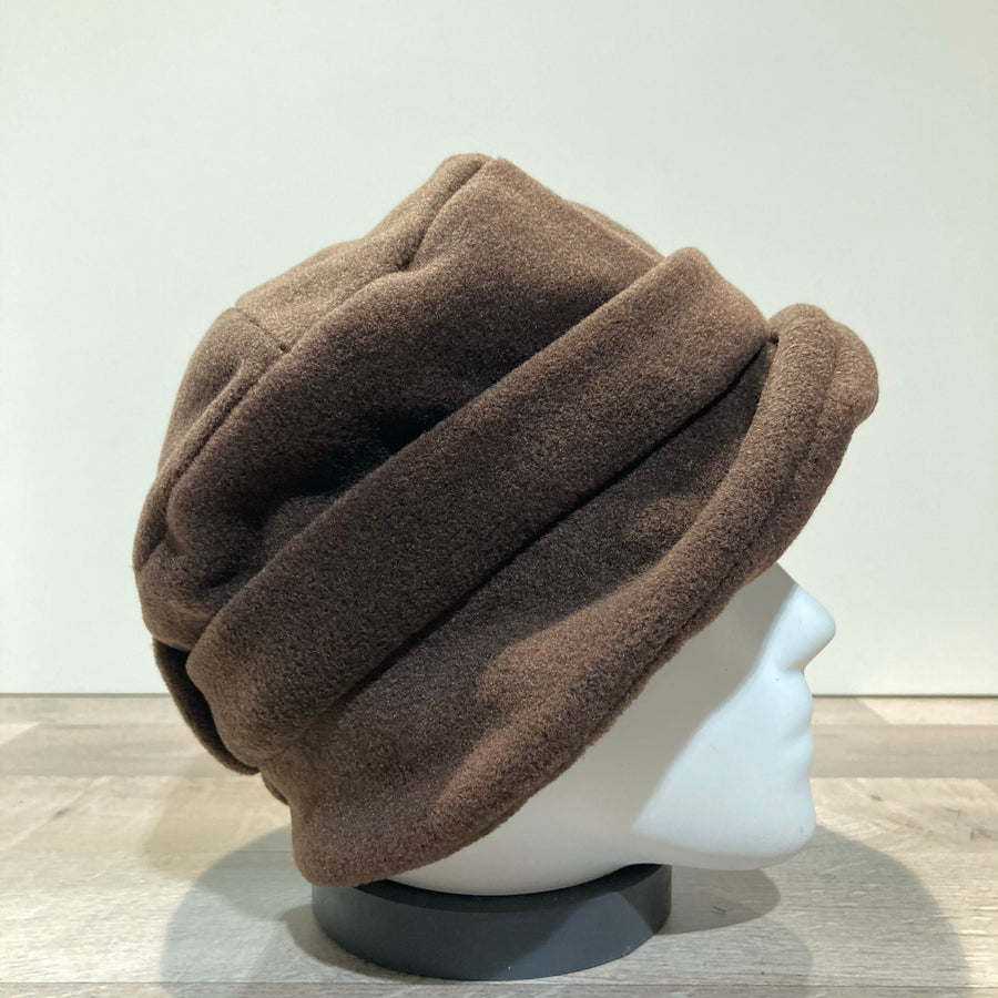 Chapeau cloche polaire marron foncé doublé