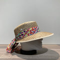 Casquette visière paille naturelle avec foulard imprimé rose