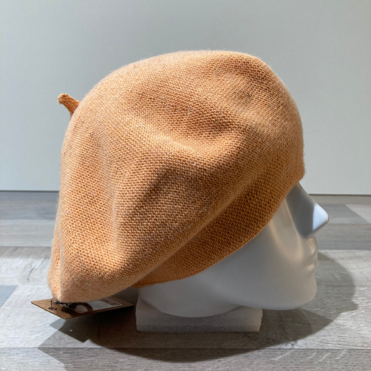 Béret orange clair