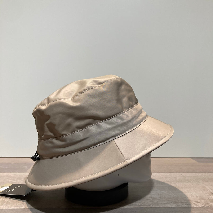 Bob de pluie beige doublé