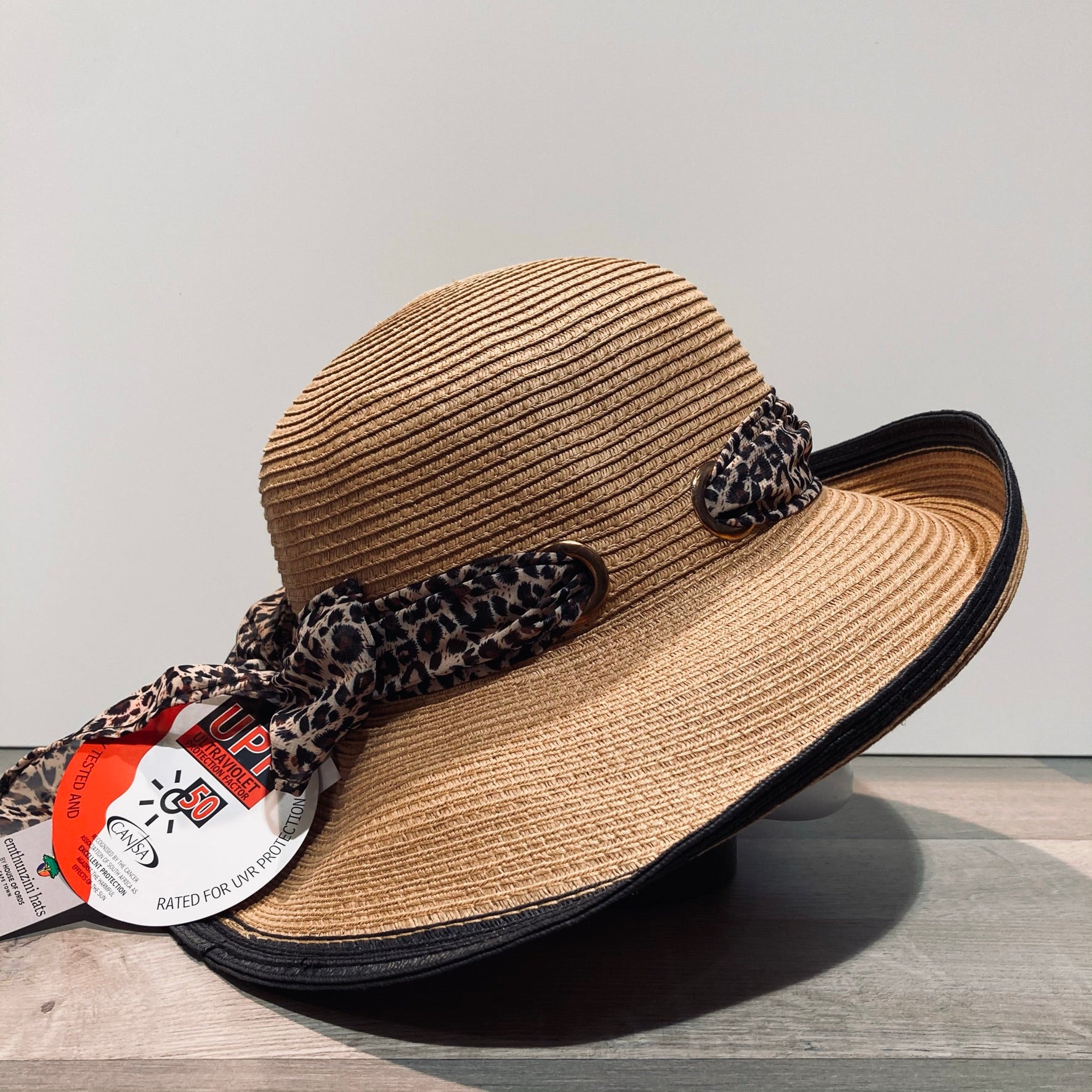 Capeline Hepburn naturel-noir anti UV ajustable malléable