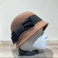 Cloche feutre laine taupe