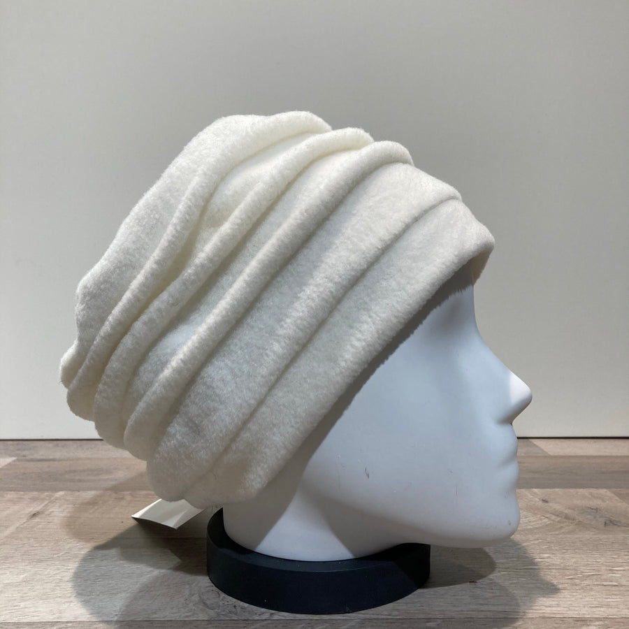 Toque polaire écru