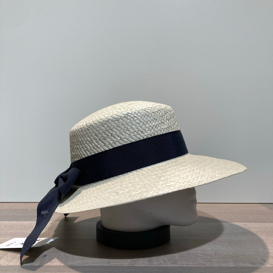 Casquette visière paille naturelle avec ruban marine